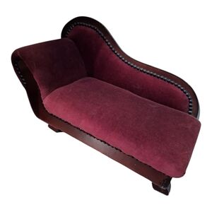 MINI Elegant Burgundy Chaise Lounge